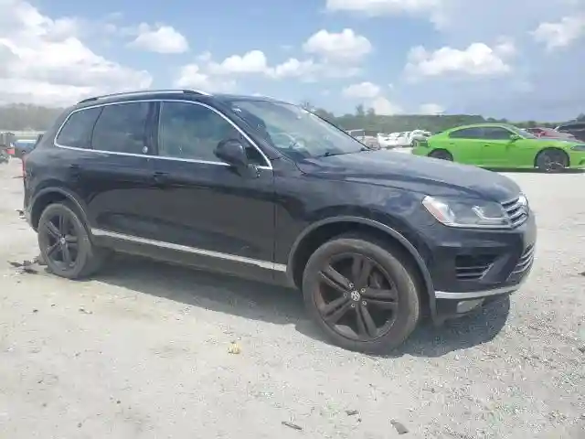 WVGRF7BP6HD004806 2017 VOLKSWAGEN TOUAREG-3