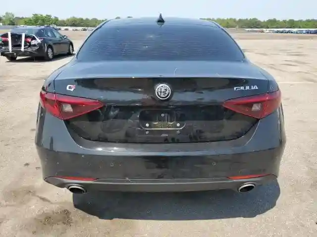ZARFAEEN6H7550756 2017 ALFA ROMEO GIULIA-5