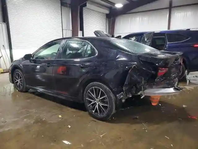 4T1G11AK7RU228550 2024 TOYOTA CAMRY-1