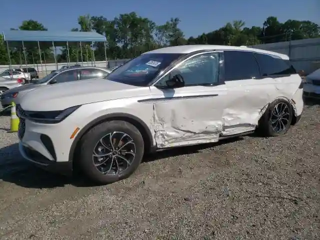 5LMPJ8J42RJ799565 2024 LINCOLN NAUTILUS P-0