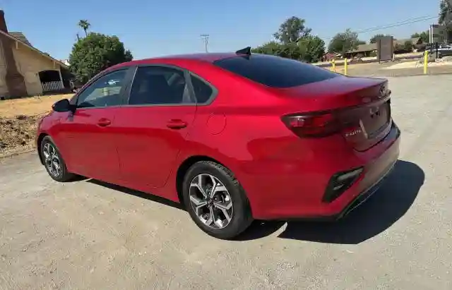 3KPF24AD6ME359525 2021 KIA FORTE-2