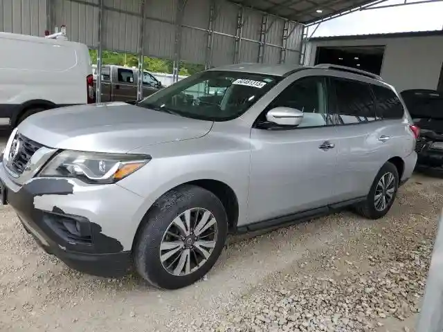 5N1DR2MM8HC615272 2017 NISSAN PATHFINDER-0