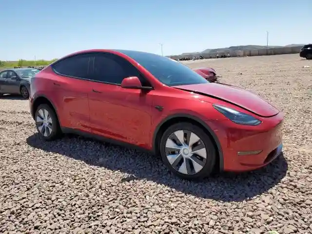 7SAYGDEE4PF627261 2023 TESLA MODEL Y-3