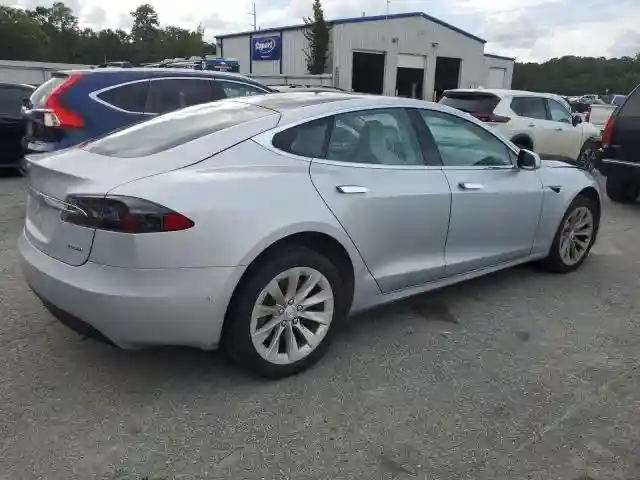 5YJSA1E2XJF254775 2018 TESLA MODEL S-2