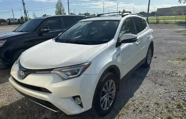 JTMDJREV5HD106150 2017 TOYOTA RAV4-1