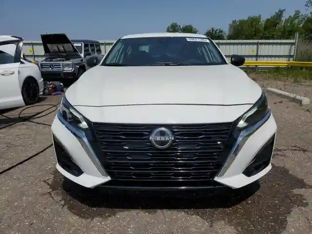 1N4BL4DV4SN372742 2025 NISSAN ALTIMA-4