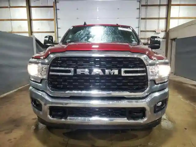 3C6UR5DL6RG340181 2024 RAM 2500-4