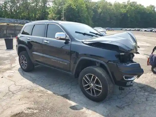 1C4RJFBG2HC835819 2017 JEEP GRAND CHEROKEE-3