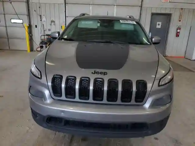 1C4PJMCSXGW180482 2016 JEEP GRAND CHEROKEE-4