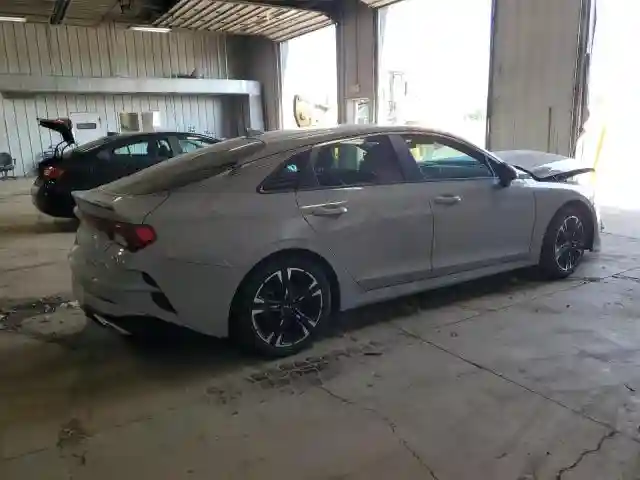 5XXG64J21PG180859 2023 KIA K5-2