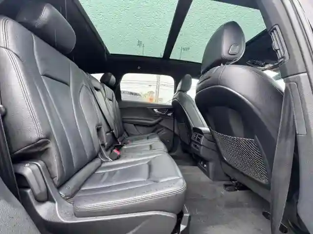 WA1LABF79KD013135 2019 AUDI Q7-5