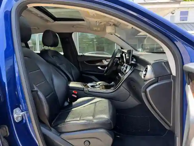 WDC0J4KB7HF196539 2017 MERCEDES-BENZ GLC-CLASS-4