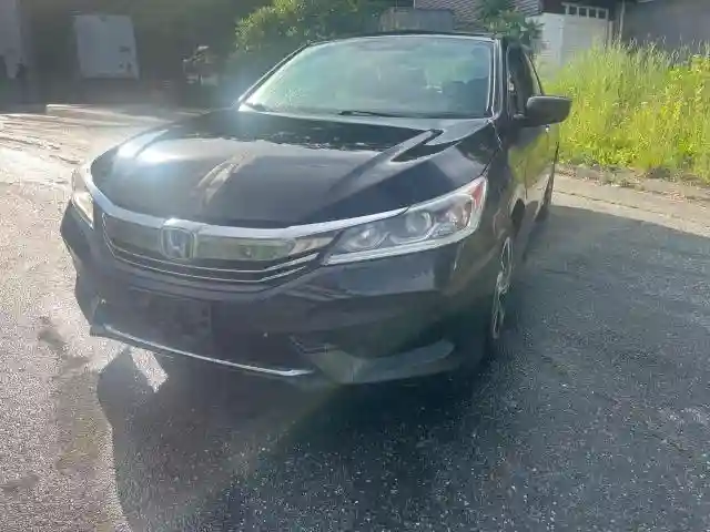 1HGCR2F39GA008216 2016 HONDA ACCORD-1