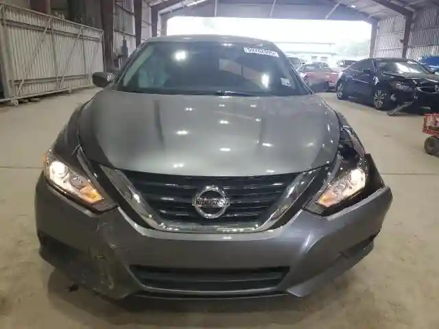 1N4AL3AP4JC251957 2018 NISSAN ALTIMA-4