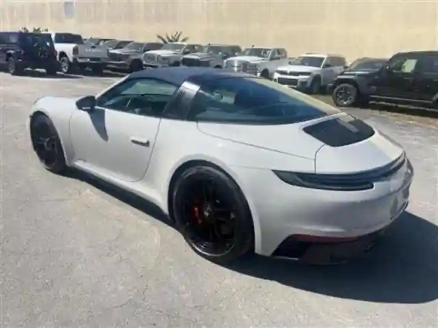 WP0BB2A9XRS234269 2024 PORSCHE 911-2