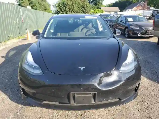 5YJ3E1EB2KF198969 2019 TESLA MODEL 3-4