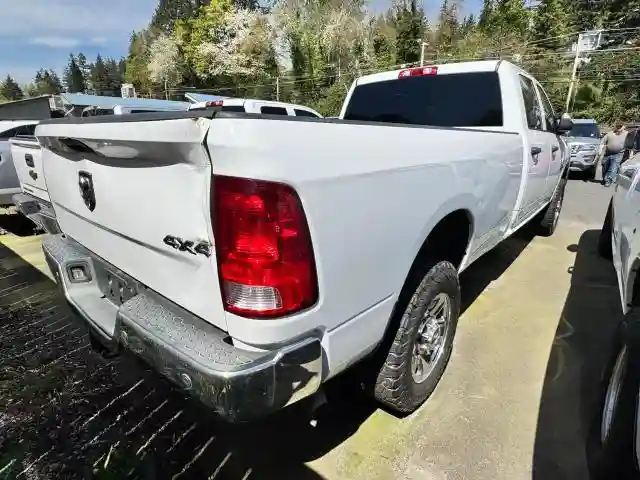 3C6UR5HJ0JG425286 2018 RAM ALL MODELS-3