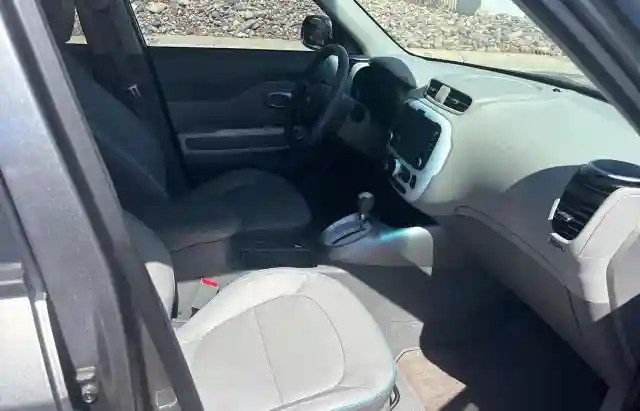 KNDJX3AEXF7001569 2015 KIA SOUL-4