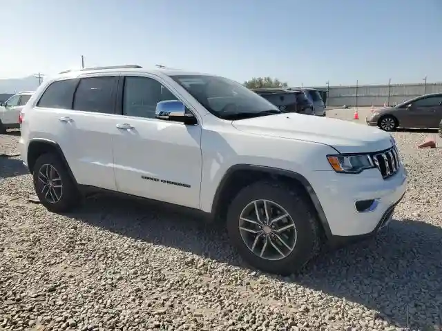 1C4RJFBG5HC822059 2017 JEEP GRAND CHEROKEE-3