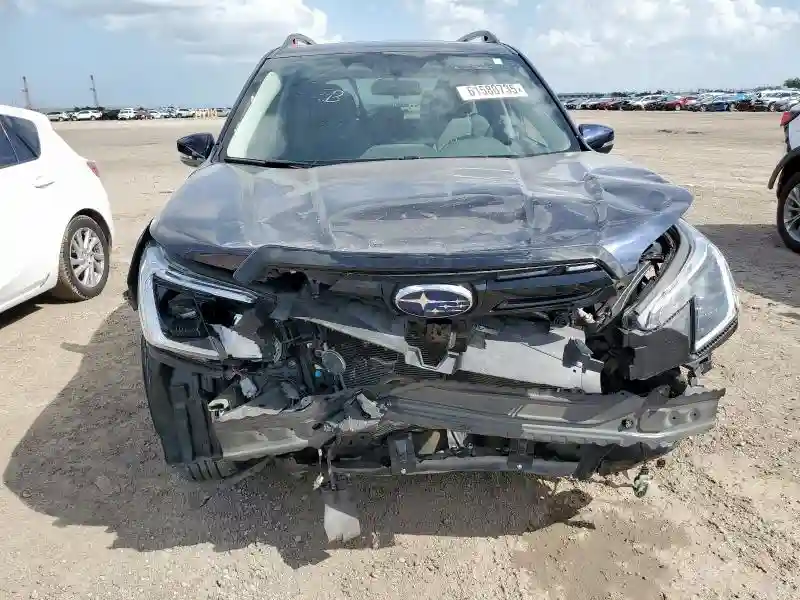 JF2SKAJC6NH504922 2022 SUBARU FORESTER-4
