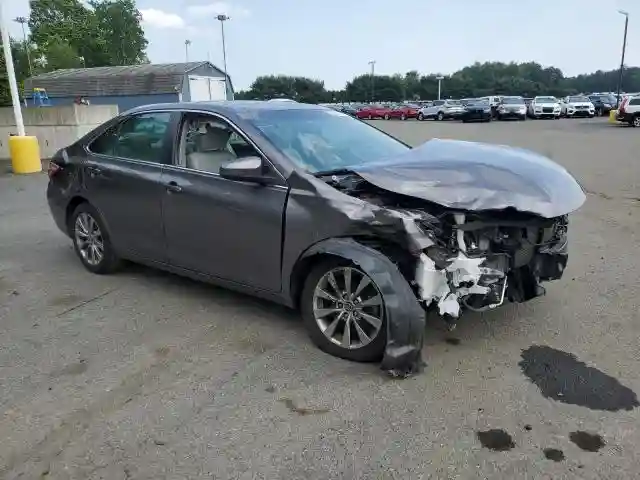 4T1BF1FK2FU950752 2015 TOYOTA CAMRY-3