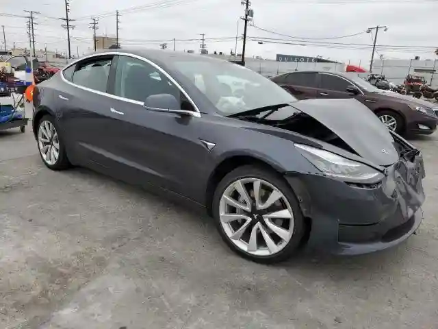 5YJ3E1EA9JF110182 2018 TESLA MODEL 3-3