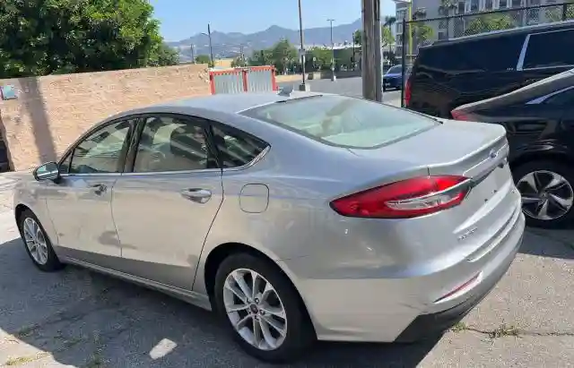 3FA6P0LU7LR191740 2020 FORD FUSION-2