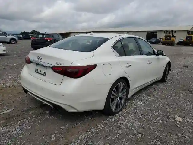 JN1EV7APXJM364158 2018 INFINITI Q50-2