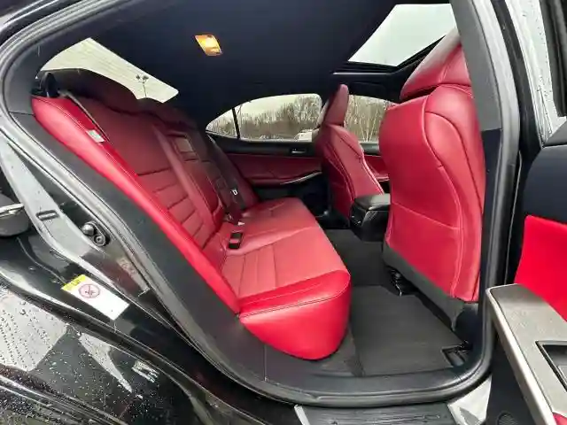 JTHC81D22K50359 2019 LEXUS IS-5
