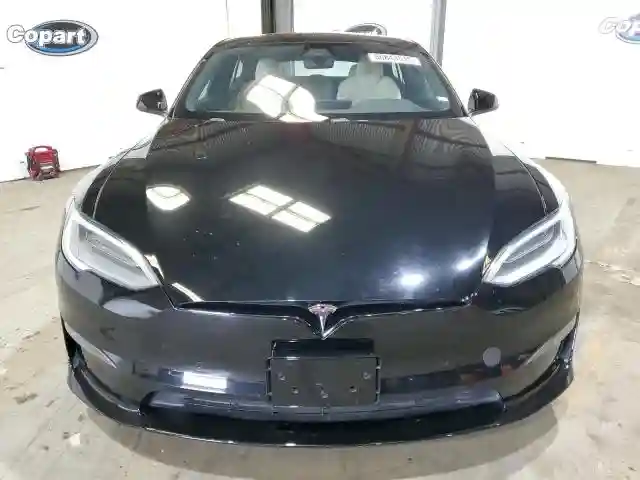 5YJSA1E68MF432125 2021 TESLA MODEL S-4