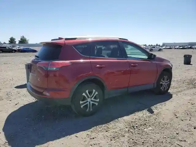 2T3BFREV9JW852635 2018 TOYOTA RAV4-2