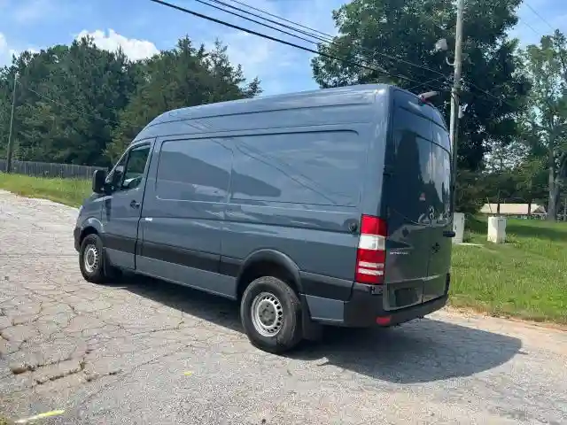 WD3PE7CD4JP631084 2018 MERCEDES-BENZ SPRINTER-2