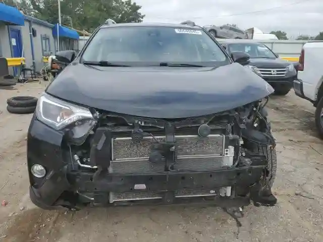 JTMRJREV6JD157913 2018 TOYOTA RAV4-4