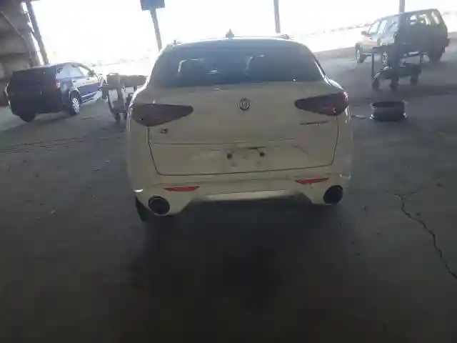 ZASPAKBN5L7C74328 2020 ALFA ROMEO STELVIO-5