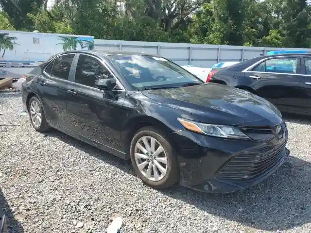 4T1B11HK2JU576227 2018 TOYOTA CAMRY-3