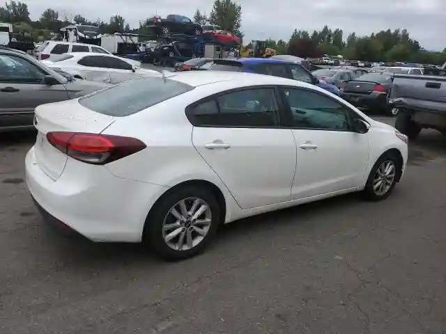 3KPFL4A76HE054846 2017 KIA FORTE-2