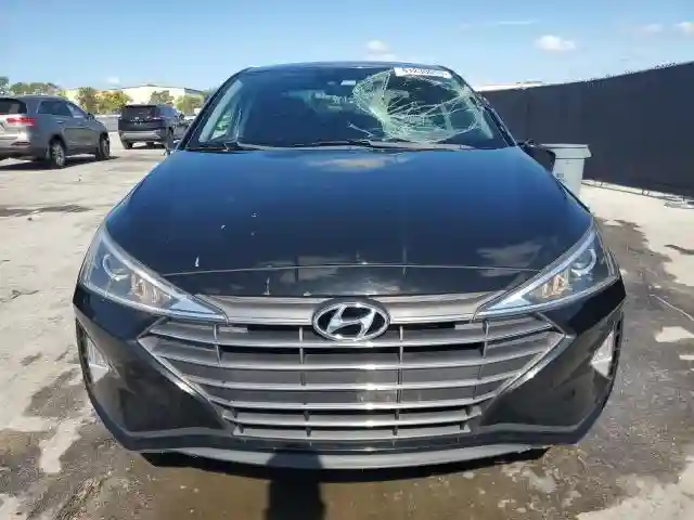 5NPD84LF5KH435765 2019 HYUNDAI ELANTRA-4