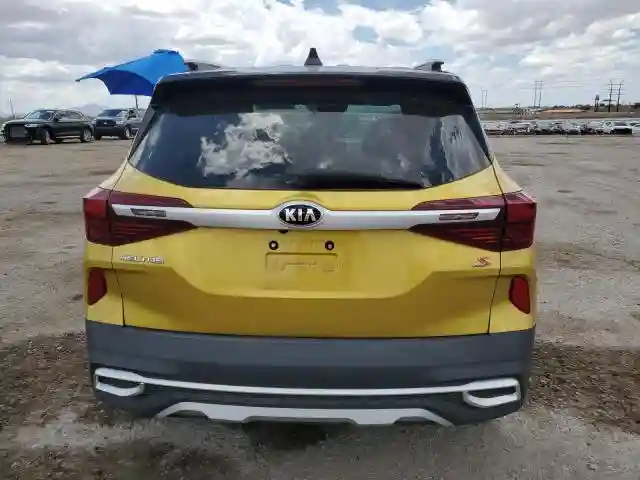 KNDEU2AAXM7210552 2021 KIA SELTOS-5