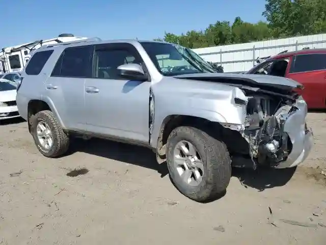 JTEBU5JR7H5433347 2017 TOYOTA 4RUNNER-3