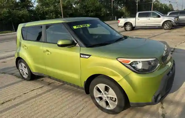 KNDJN2A29G7836361 2016 KIA SOUL-0