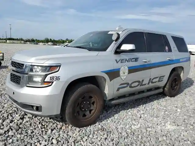 1GNLCDEC2JR275159 2018 CHEVROLET TAHOE-0