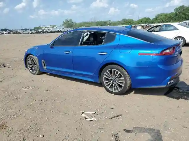 KNAE25LA4J6026453 2018 KIA STINGER-1