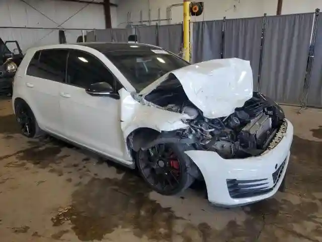3VW447AU8HM076331 2017 VOLKSWAGEN GTI-3