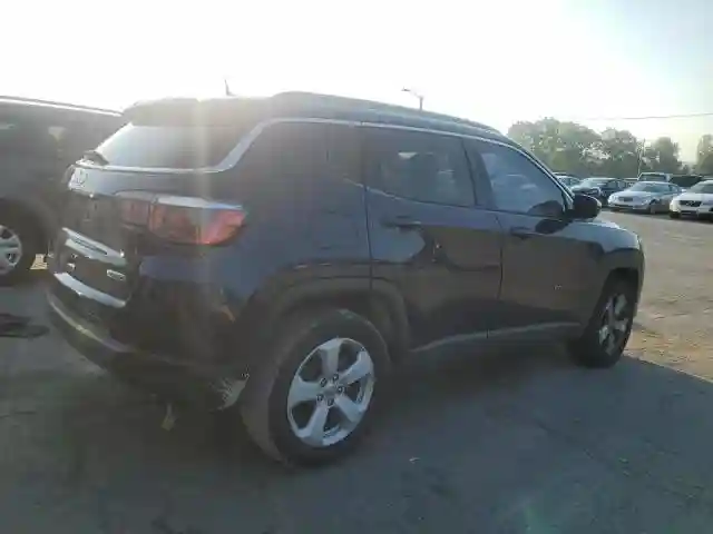 3C4NJCBB5JT186724 2018 JEEP COMPASS-2
