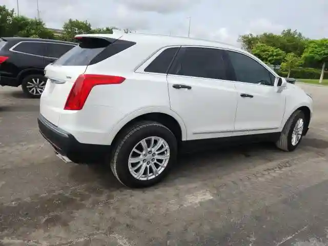 1GYKNARSXJZ153562 2018 CADILLAC XT5-2