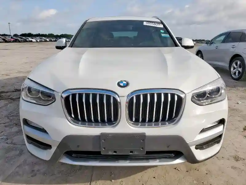 5UXTR7C50KLE94138 2019 BMW X3-4