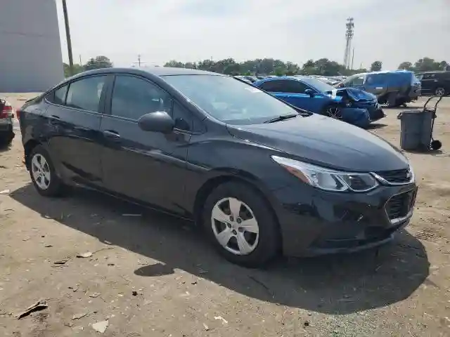 1G1BC5SM0J7226974 2018 CHEVROLET CRUZE-3
