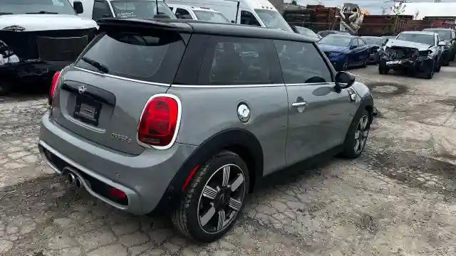 WMWXR5C06L2L60084 2020 MINI COOPER-3