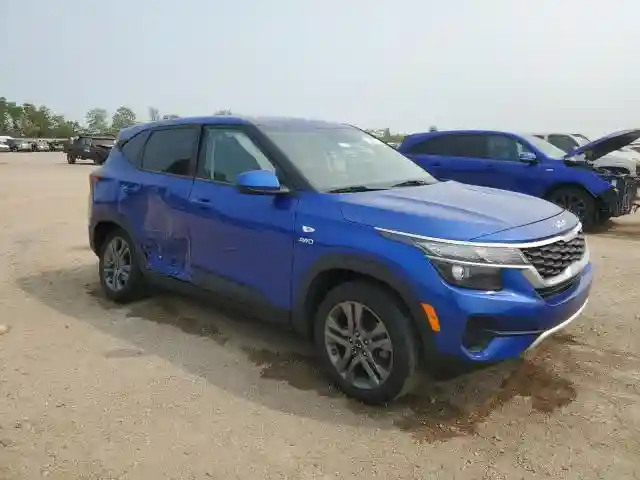 KNDEPCAA1P7459081 2023 KIA SELTOS-3