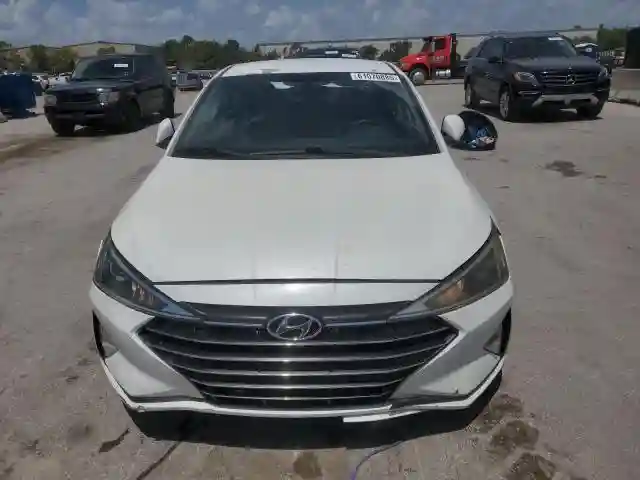 5NPD74LF5KH488694 2019 HYUNDAI ELANTRA-4